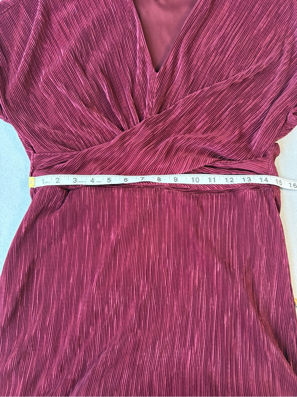Anne Klein Burgundy Twist Front Plissé Pleated Midi Dress Women’s Sz M - Picture 8 of 13